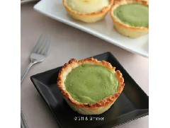 一口爆漿的抹茶芝士熔巖流心撻！