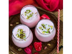 香濃醇厚的玫瑰酸奶奶昔！